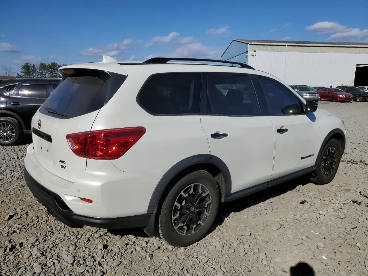 2020 Nissan Pathfinder - Image 3