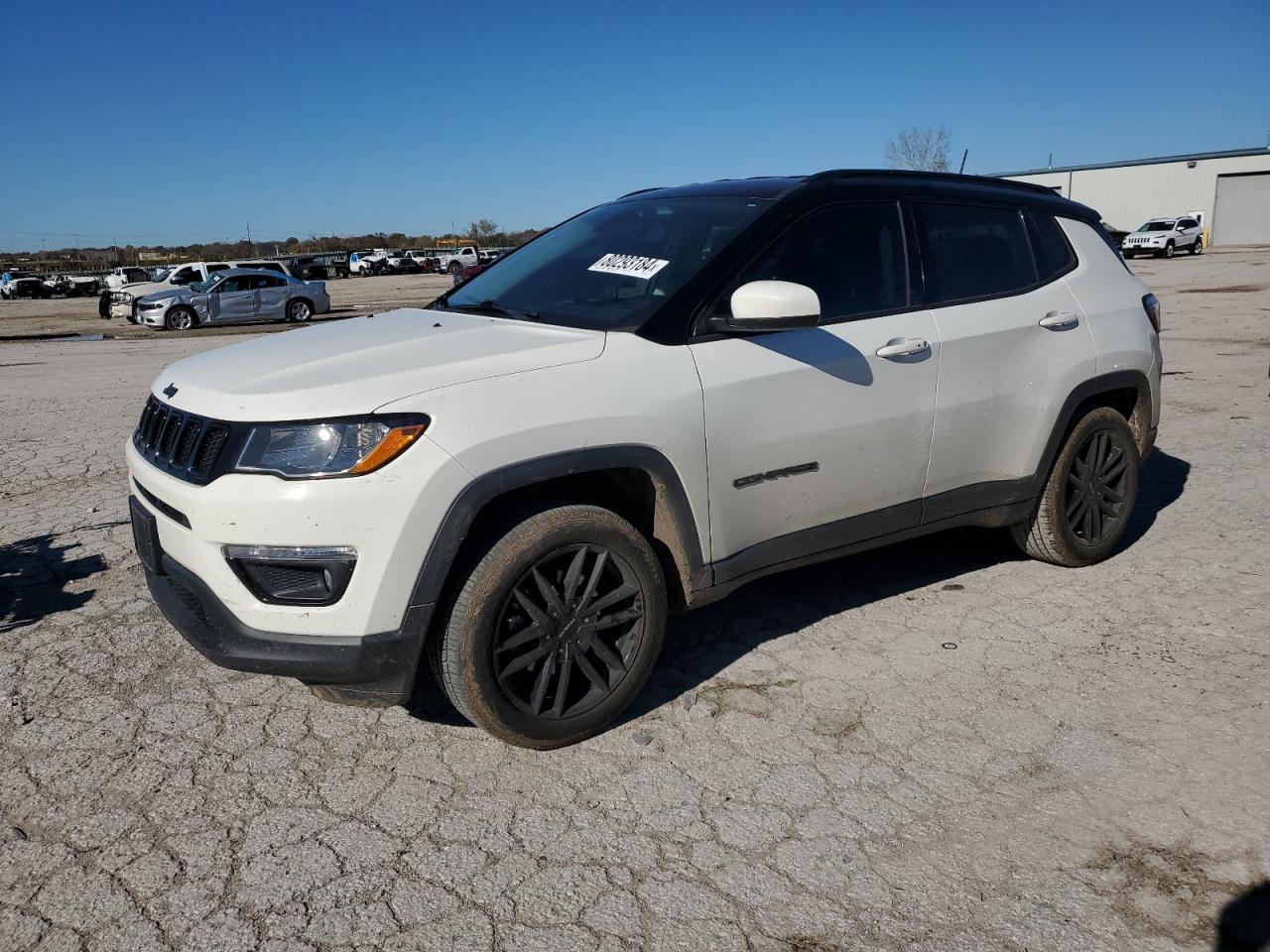 VIN 3C4NJDBB4JT433575 2018 JEEP COMPASS no.1