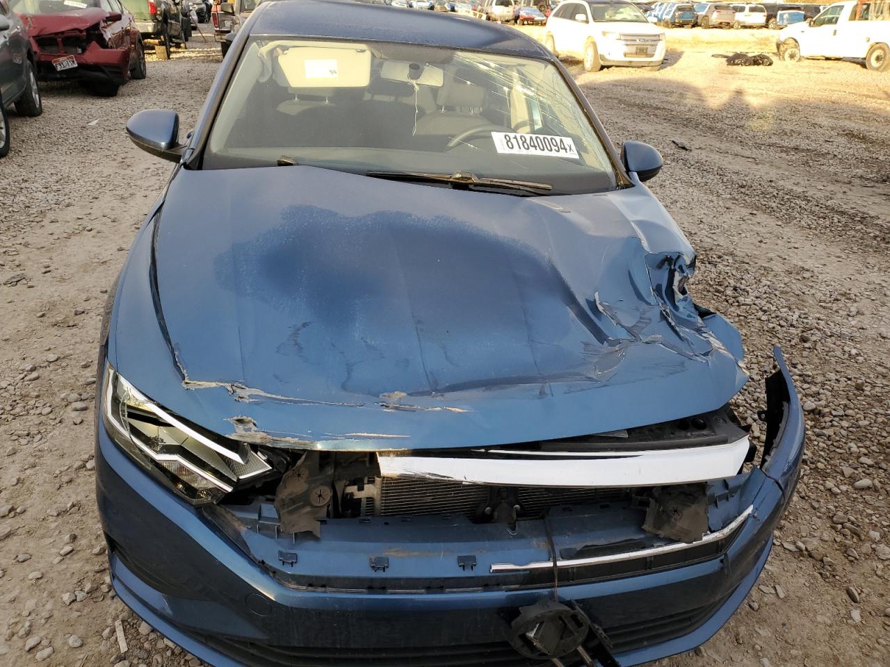 2021 Volkswagen Jetta - Image 5