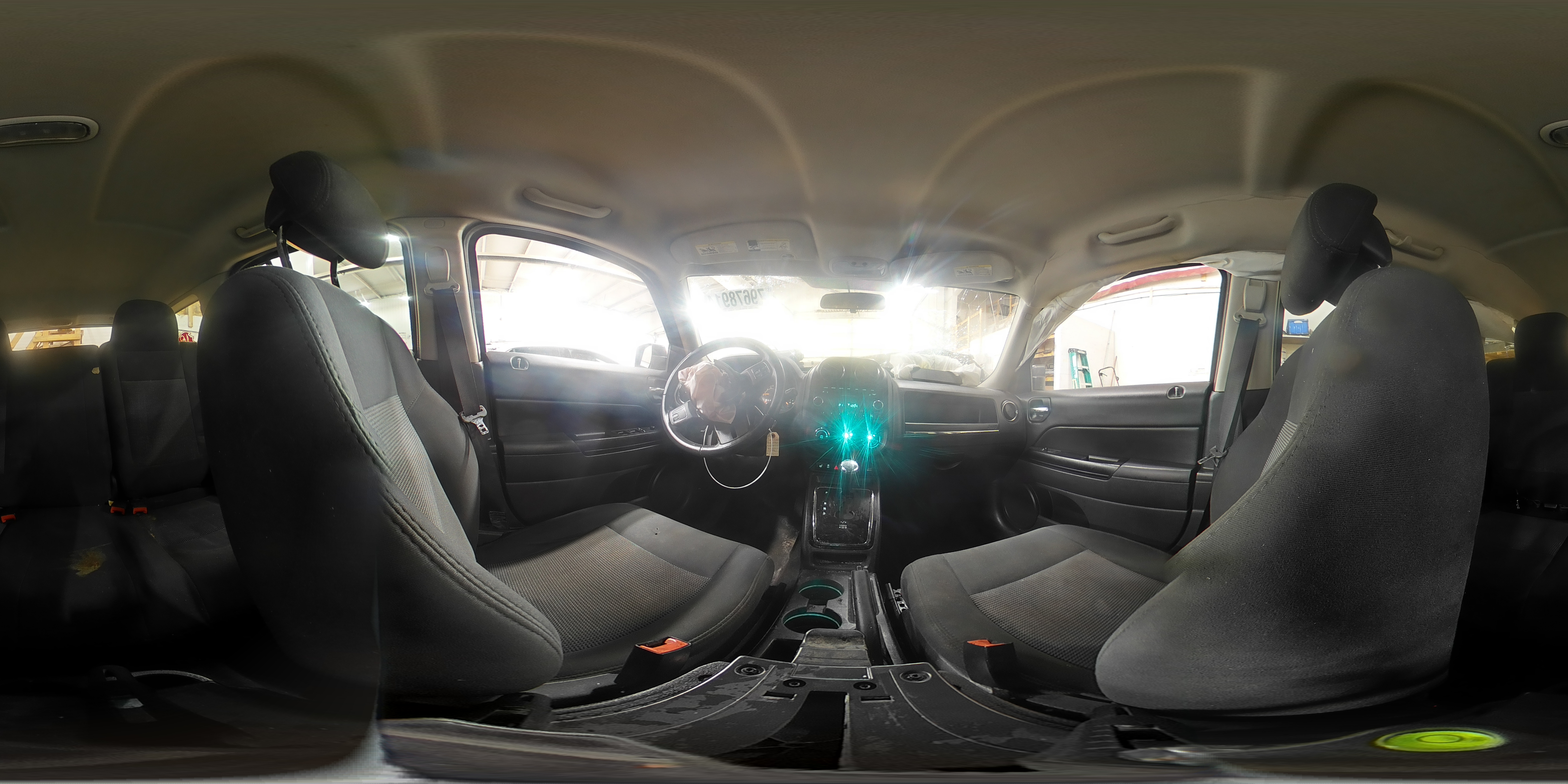 2015 Jeep Liberty (Patriot) - Image 14