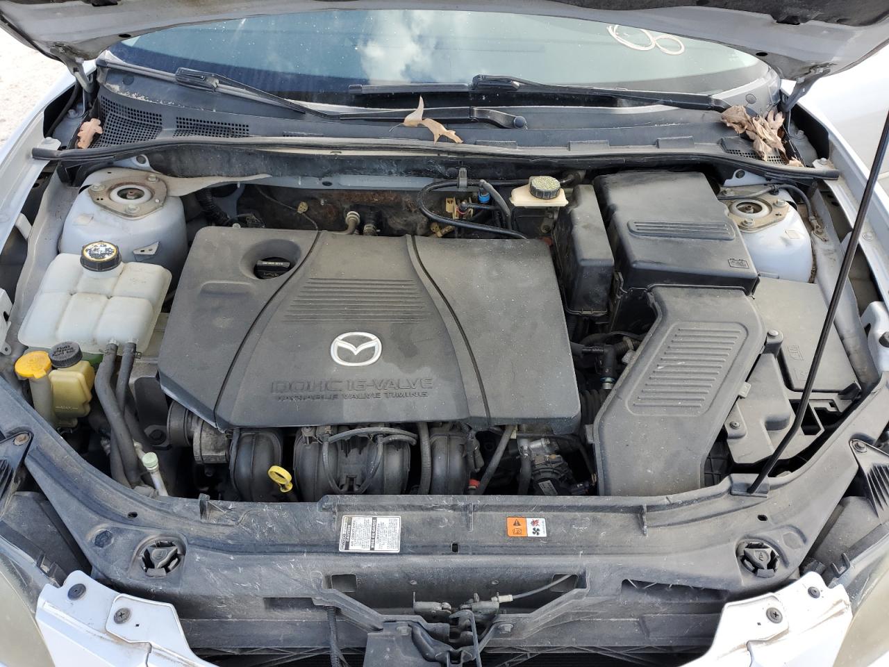 2004 Mazda 3 - Image 12