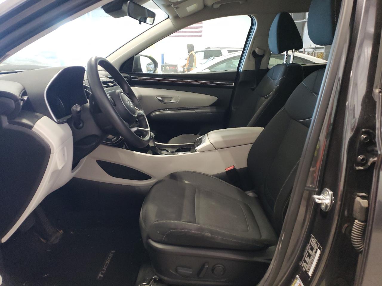 2022 Hyundai Tucson - Image 7