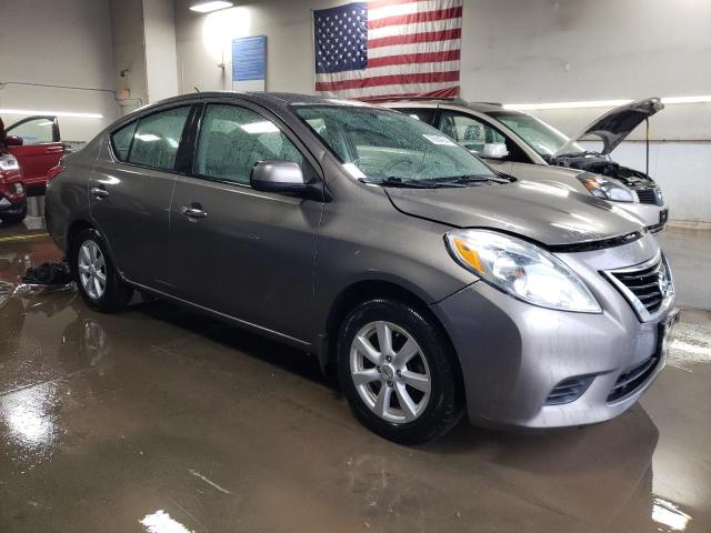  NISSAN VERSA 2014 Silver