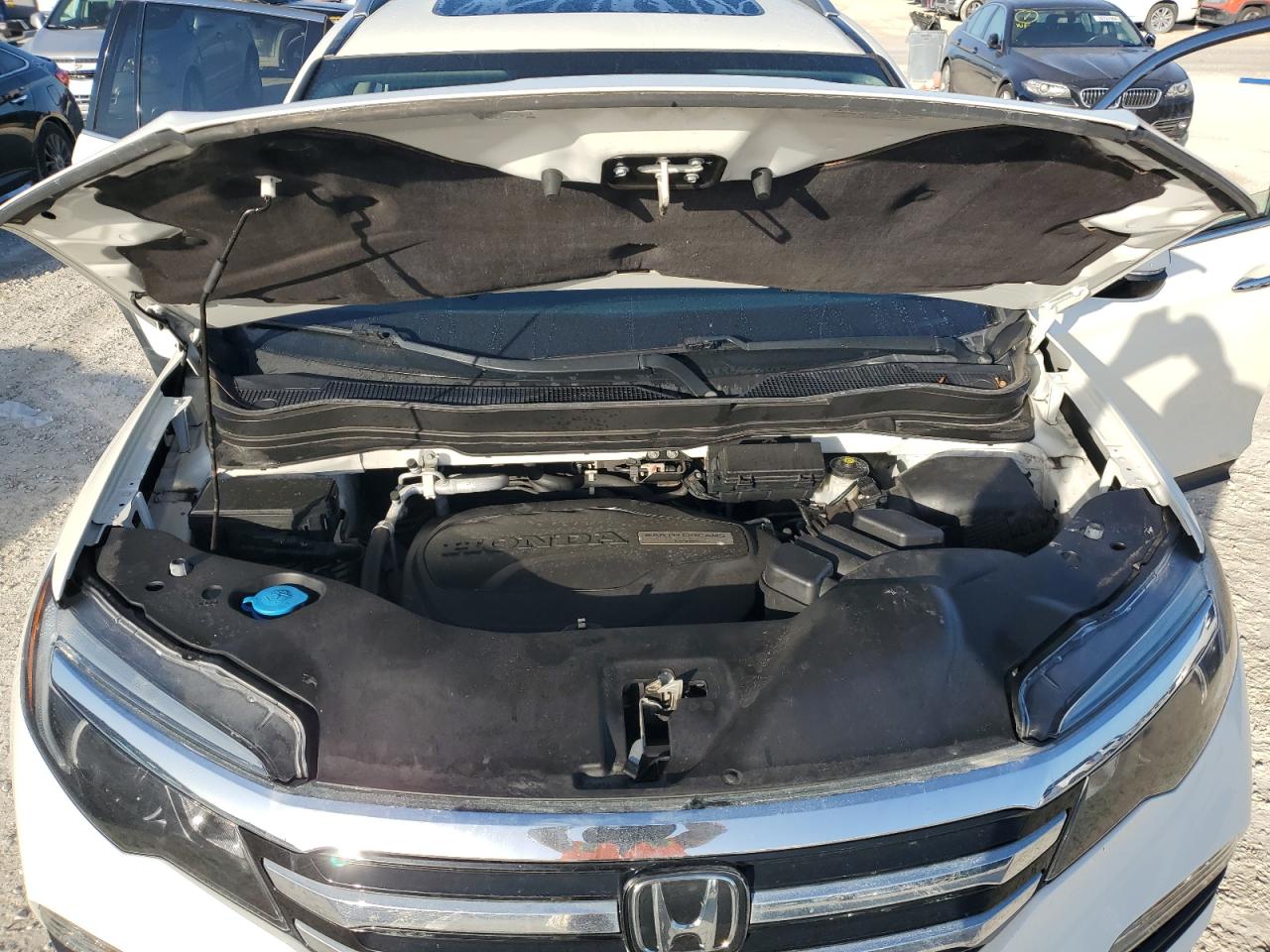 2017 Honda Pilot Touring VIN: 5FNYF6H95HB012763 Lot: 79036604