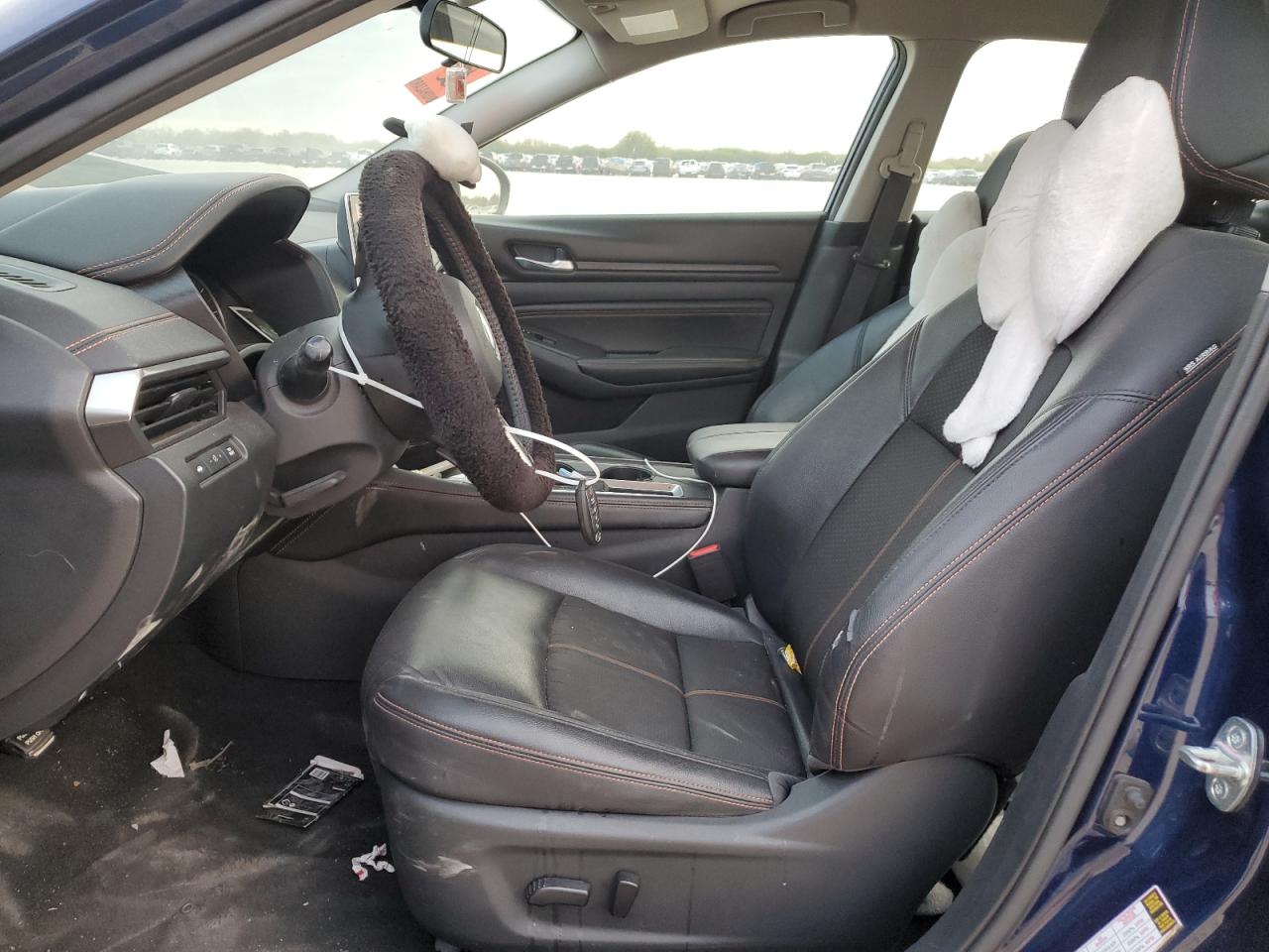 2021 Nissan Altima - Image 7