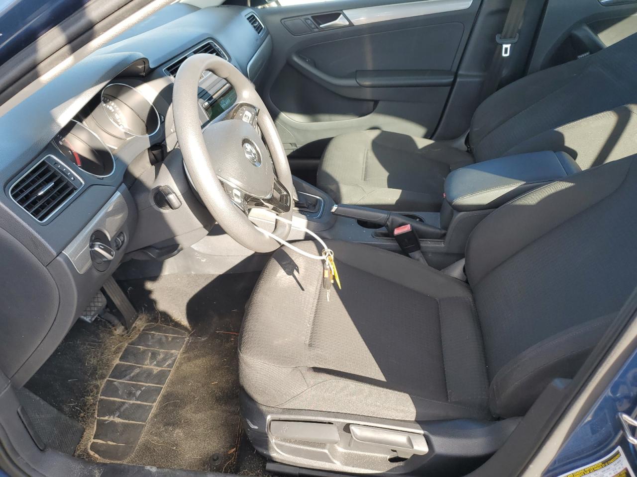 2015 Volkswagen Jetta - Image 7