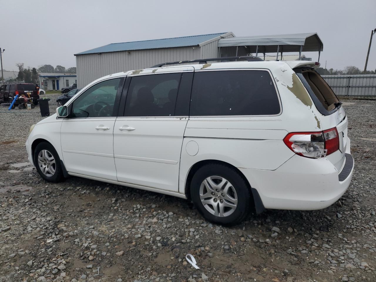 2005 Honda Odyssey - Image 2