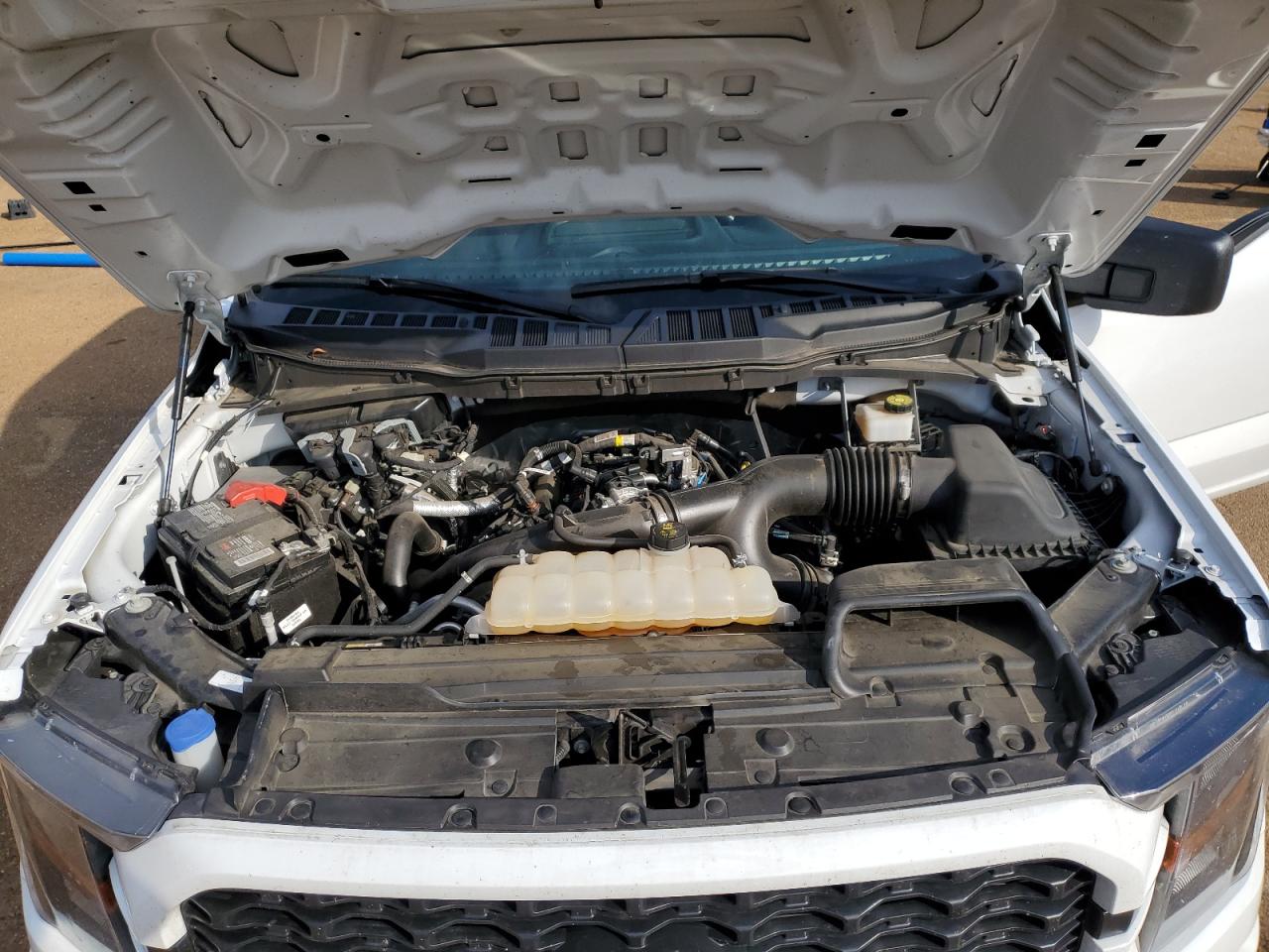 2023 Ford F-150 - Image 12