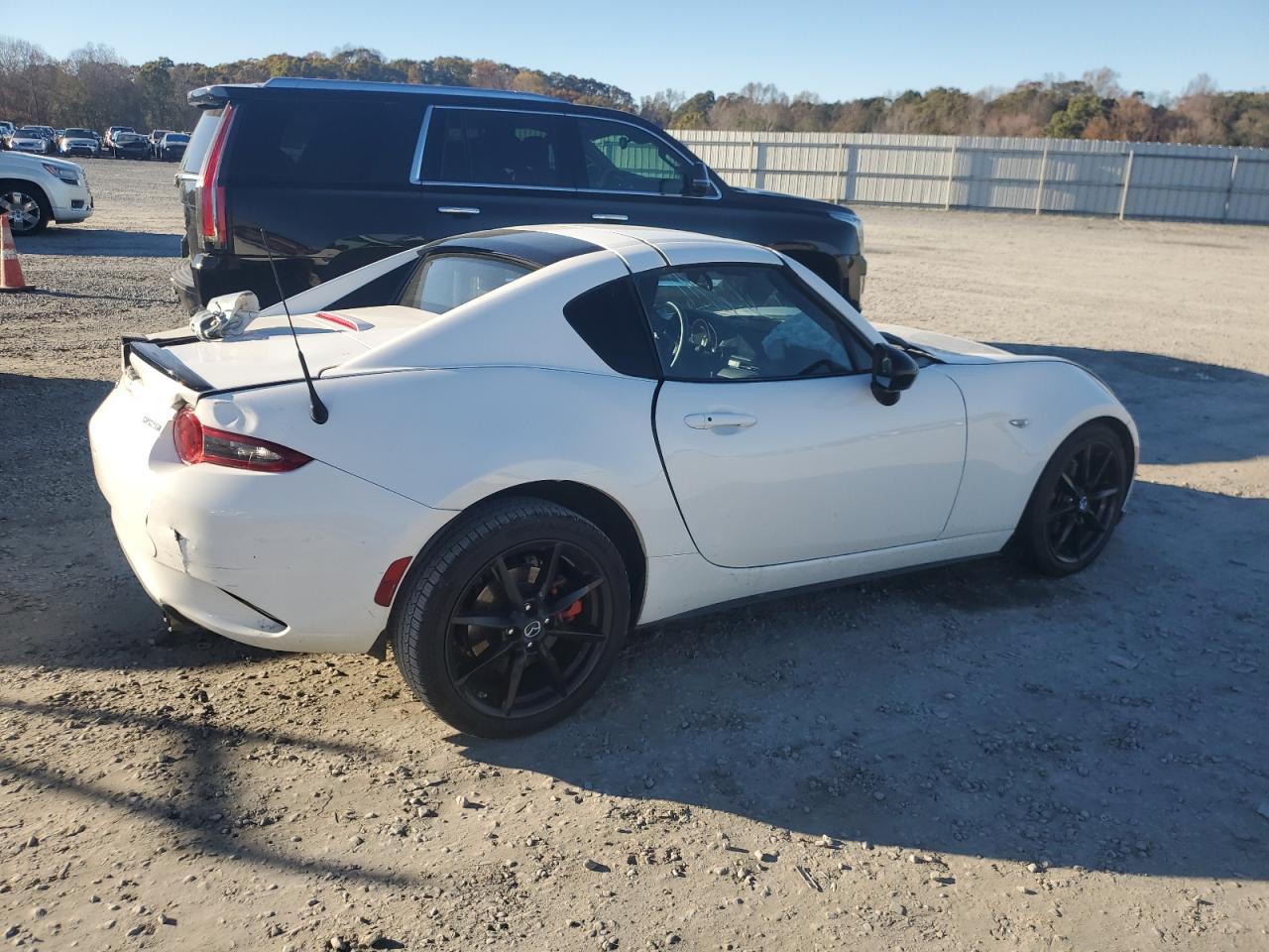 2020 Mazda MX-5 - Image 3