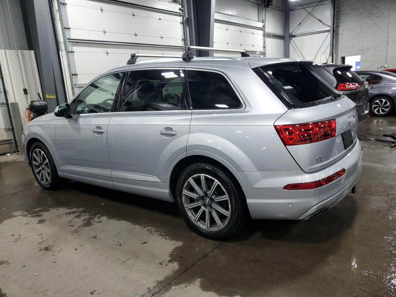 2019 Audi Q7 - Image 2