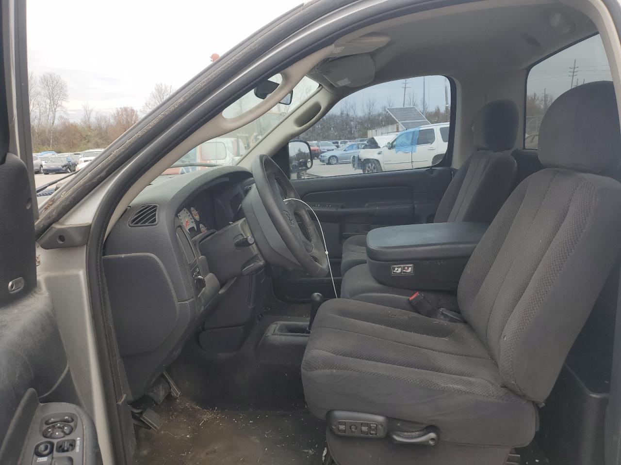 2003 Dodge RAM - Image 7