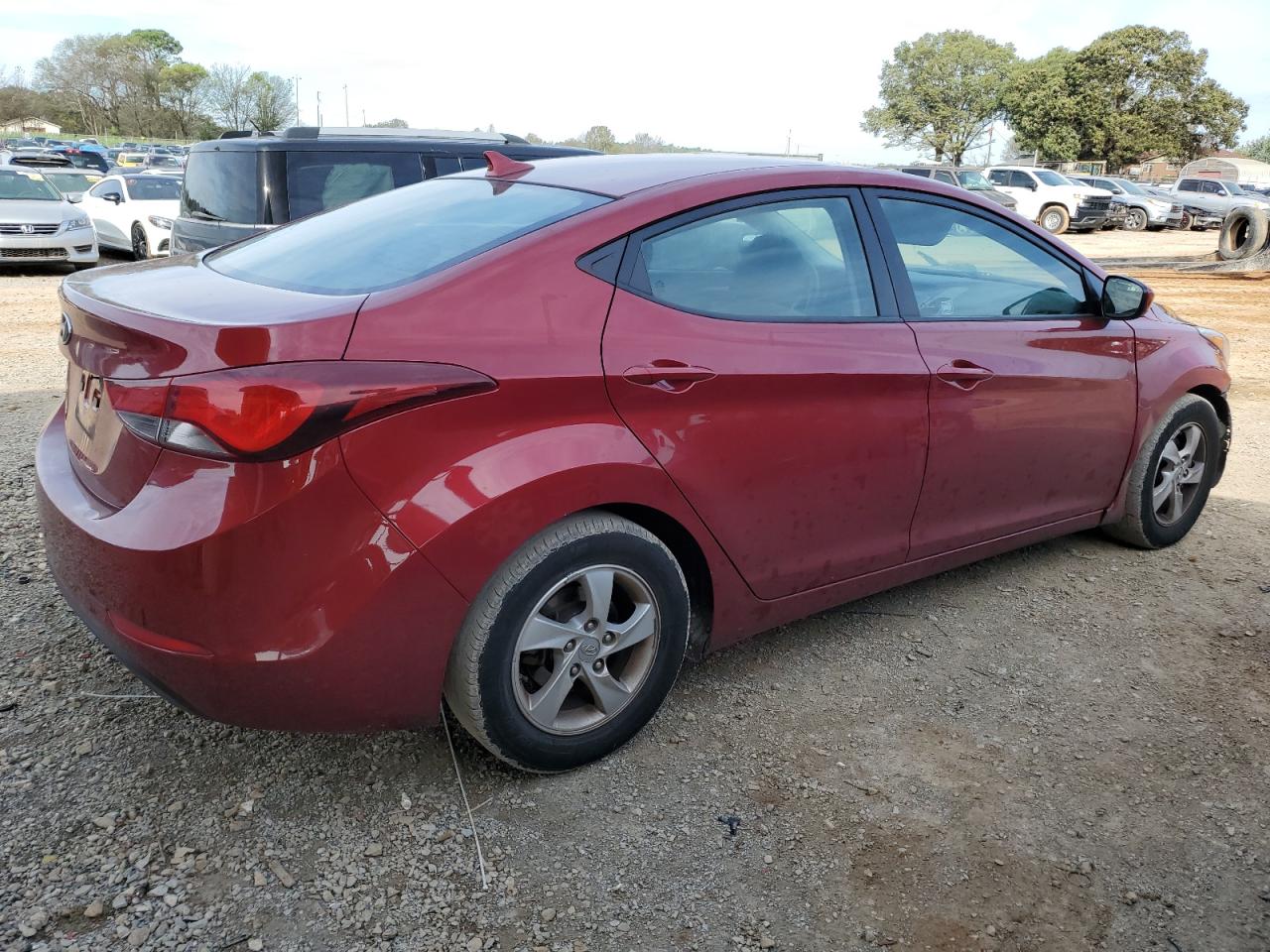2014 Hyundai Elantra - Image 3