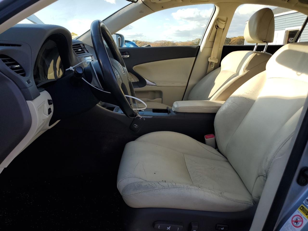 2009 Lexus IS - Image 7