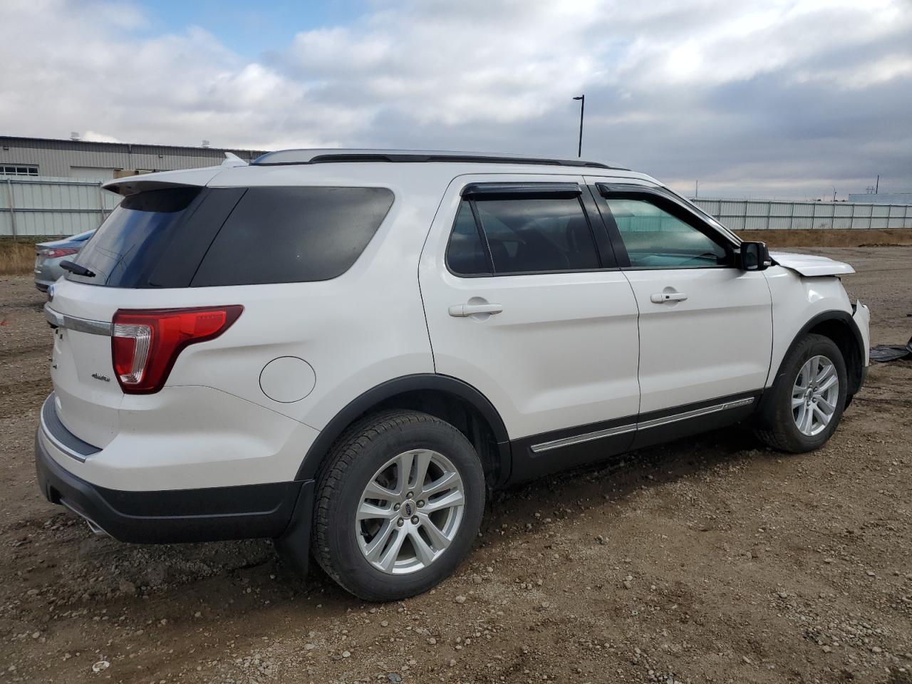 2018 Ford Explorer - Image 3