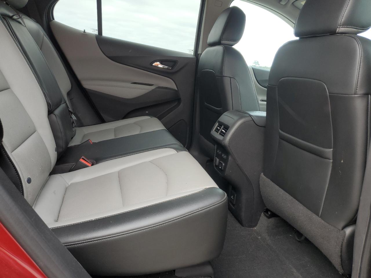 2018 Chevrolet Equinox - Image 12
