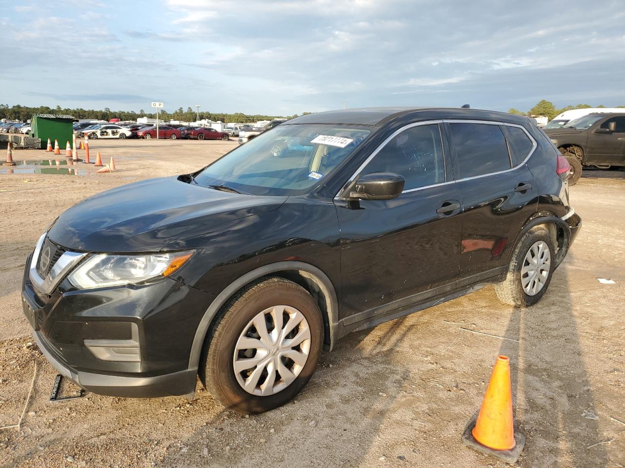 2017 Nissan Rogue S VIN: 5N1AT2MT3HC861058 Lot: 78217774