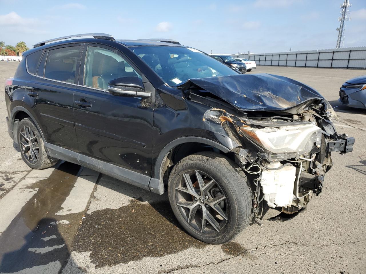 2016 Toyota RAV 4 - Image 4