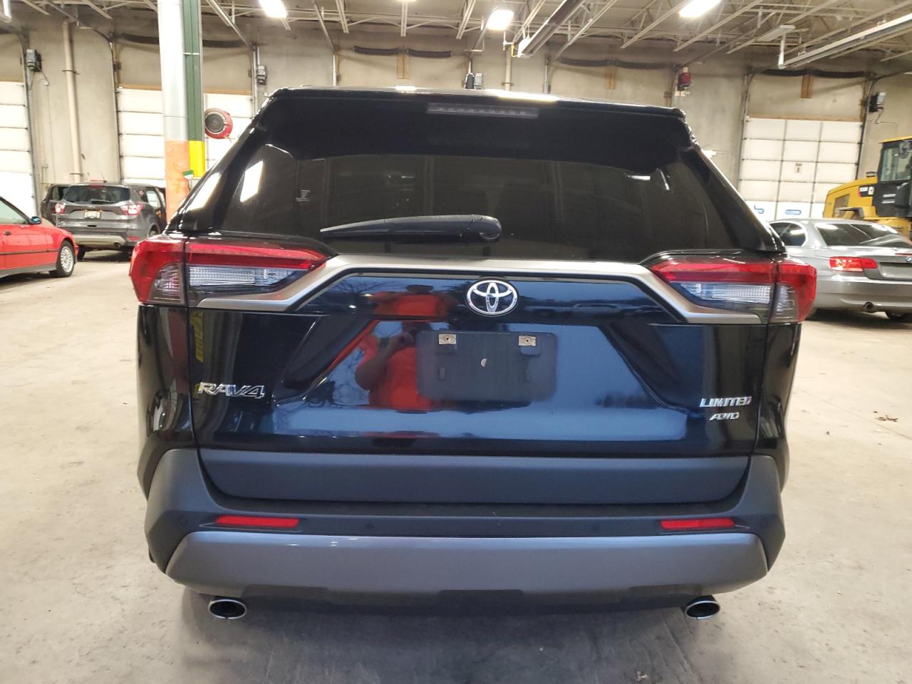 2020 Toyota RAV 4 - Image 6