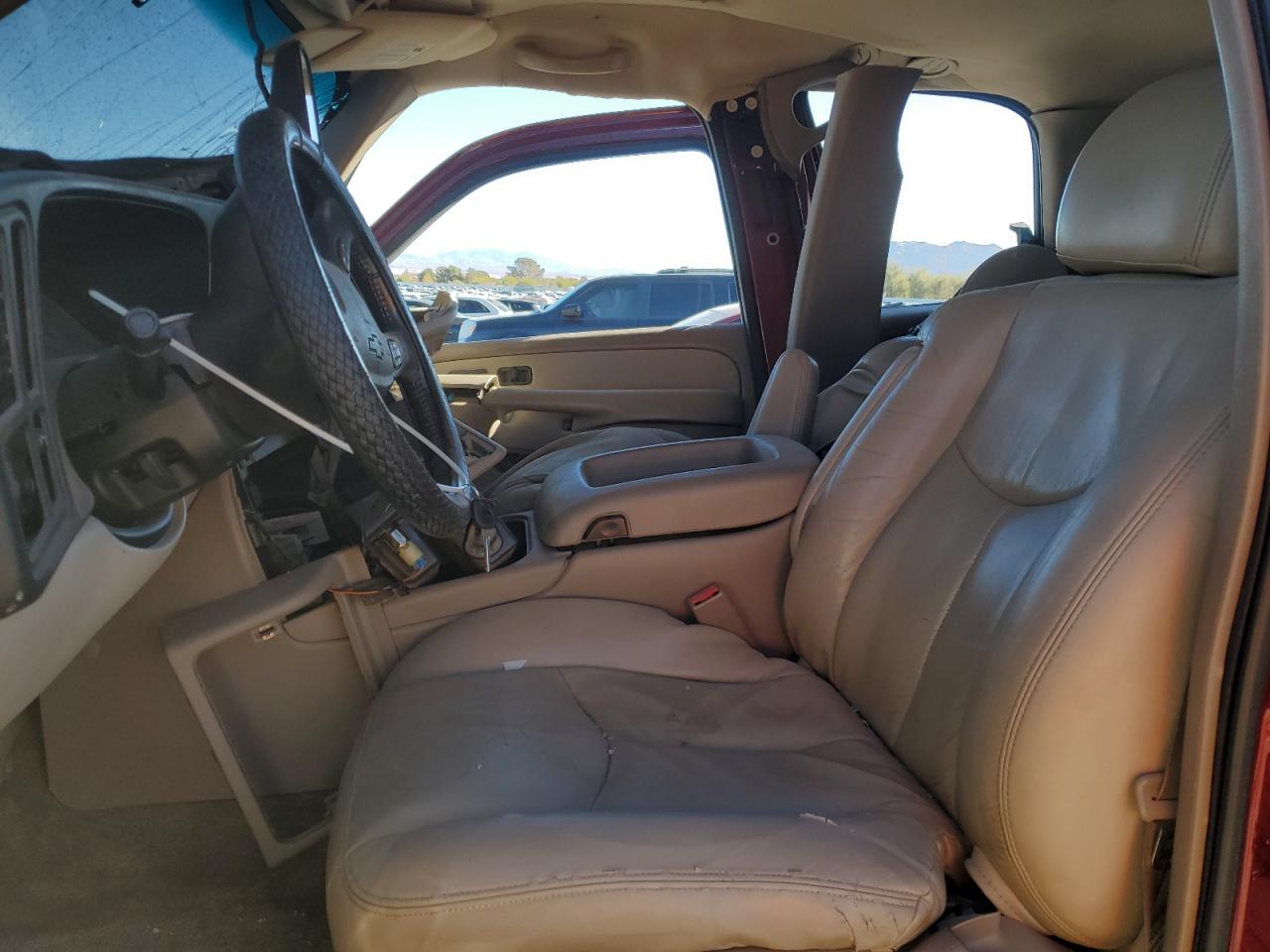 2003 Chevrolet Tahoe - Image 7