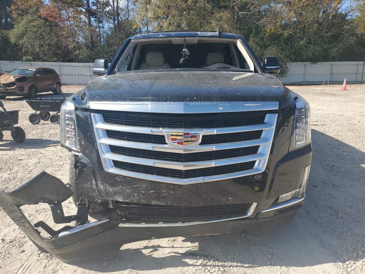 2019 Cadillac Escalade - Image 5