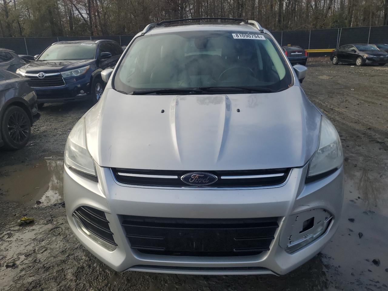 VIN 1FMCU0JX9EUD77872 2014 FORD ESCAPE no.5