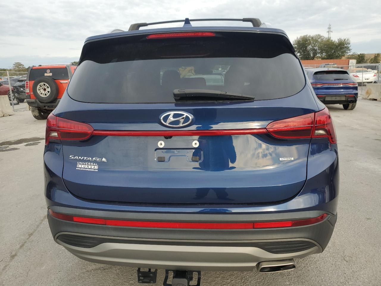 2023 Hyundai Santa Fe - Image 6