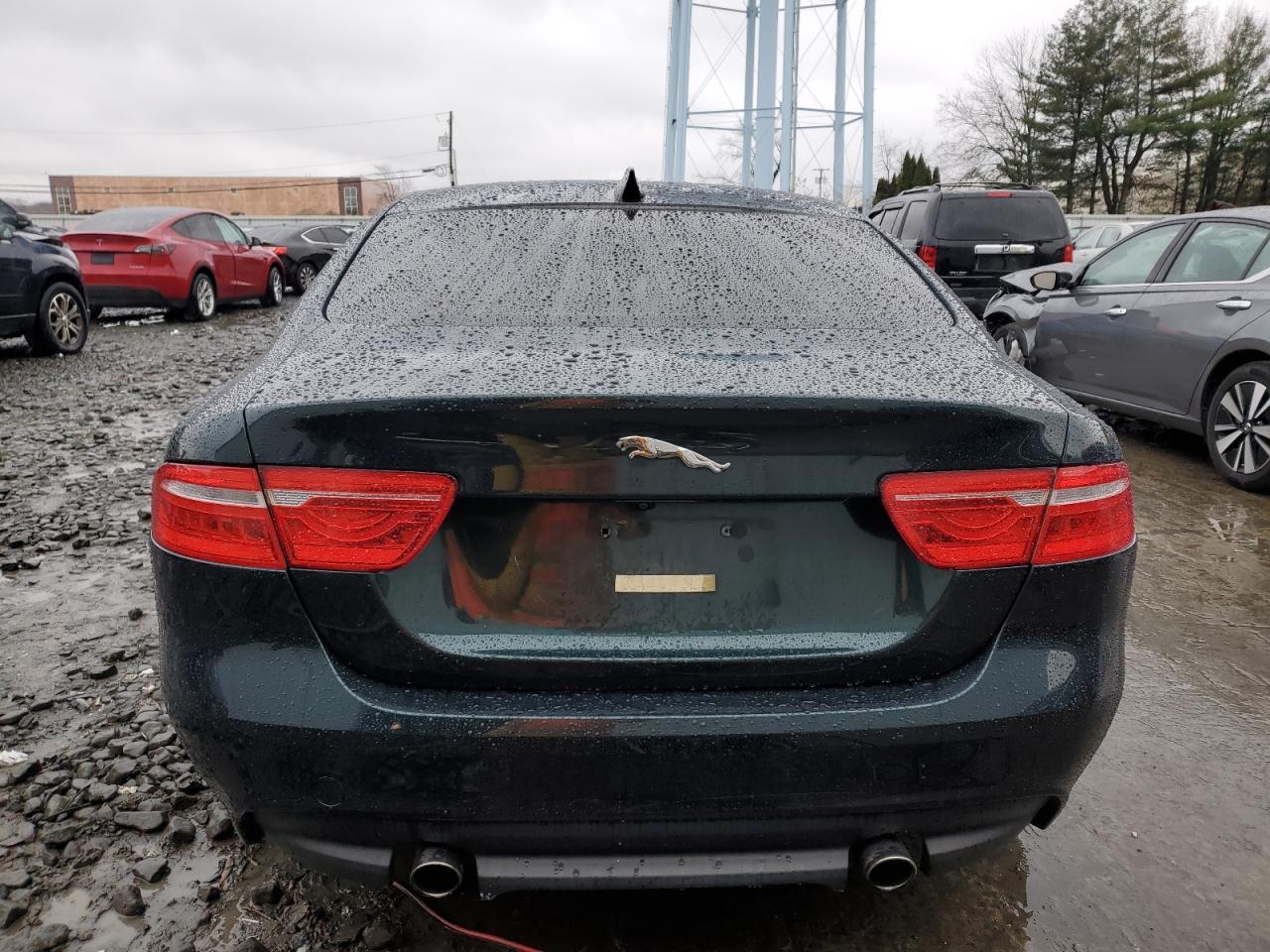 2017 Jaguar Xe Premium VIN: SAJAD4BG4HA955238 Lot: 81522364