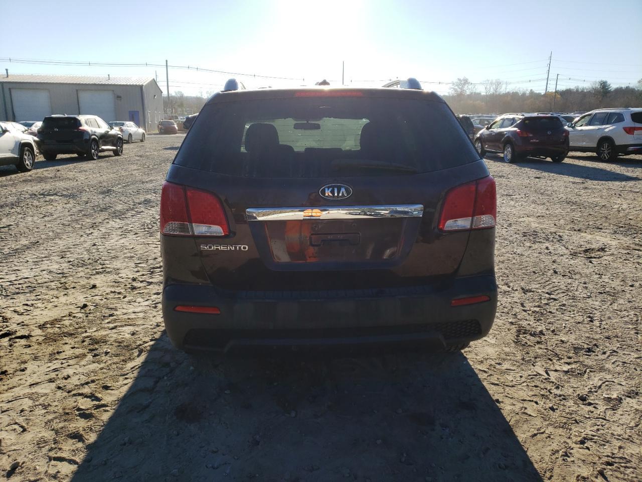 2013 Kia Sorento Lx VIN: 5XYKTDA25DG382923 Lot: 81236834