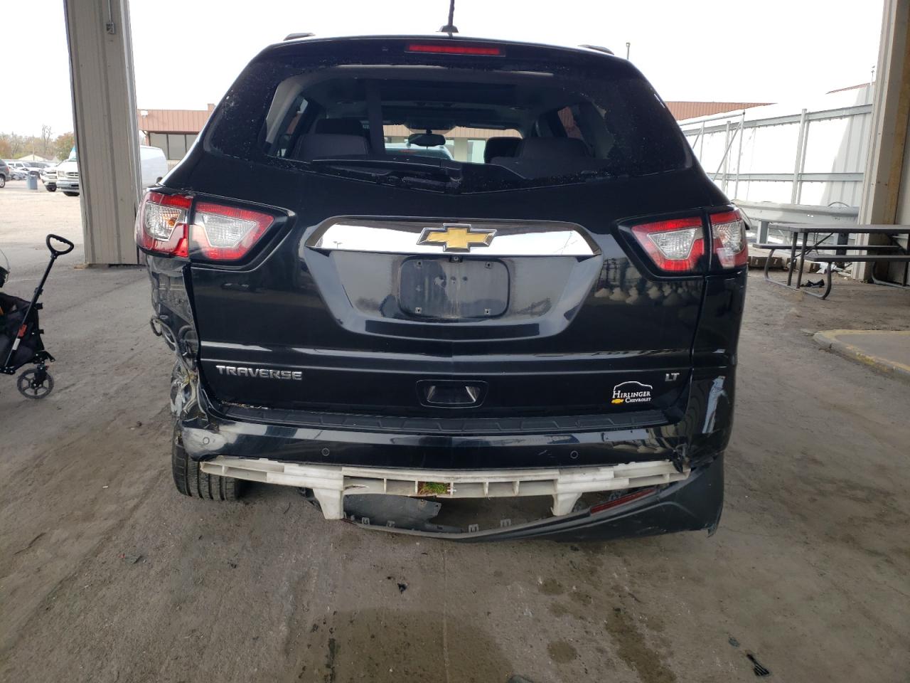 VIN 1GNKRGKDXHJ338932 2017 CHEVROLET TRAVERSE no.6