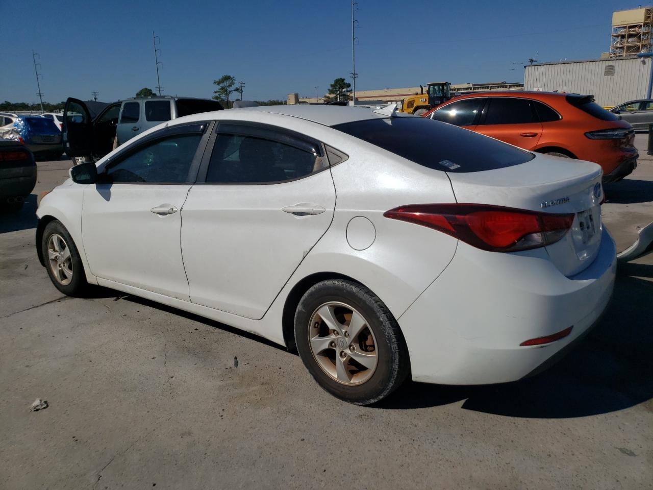2015 Hyundai Elantra - Image 2