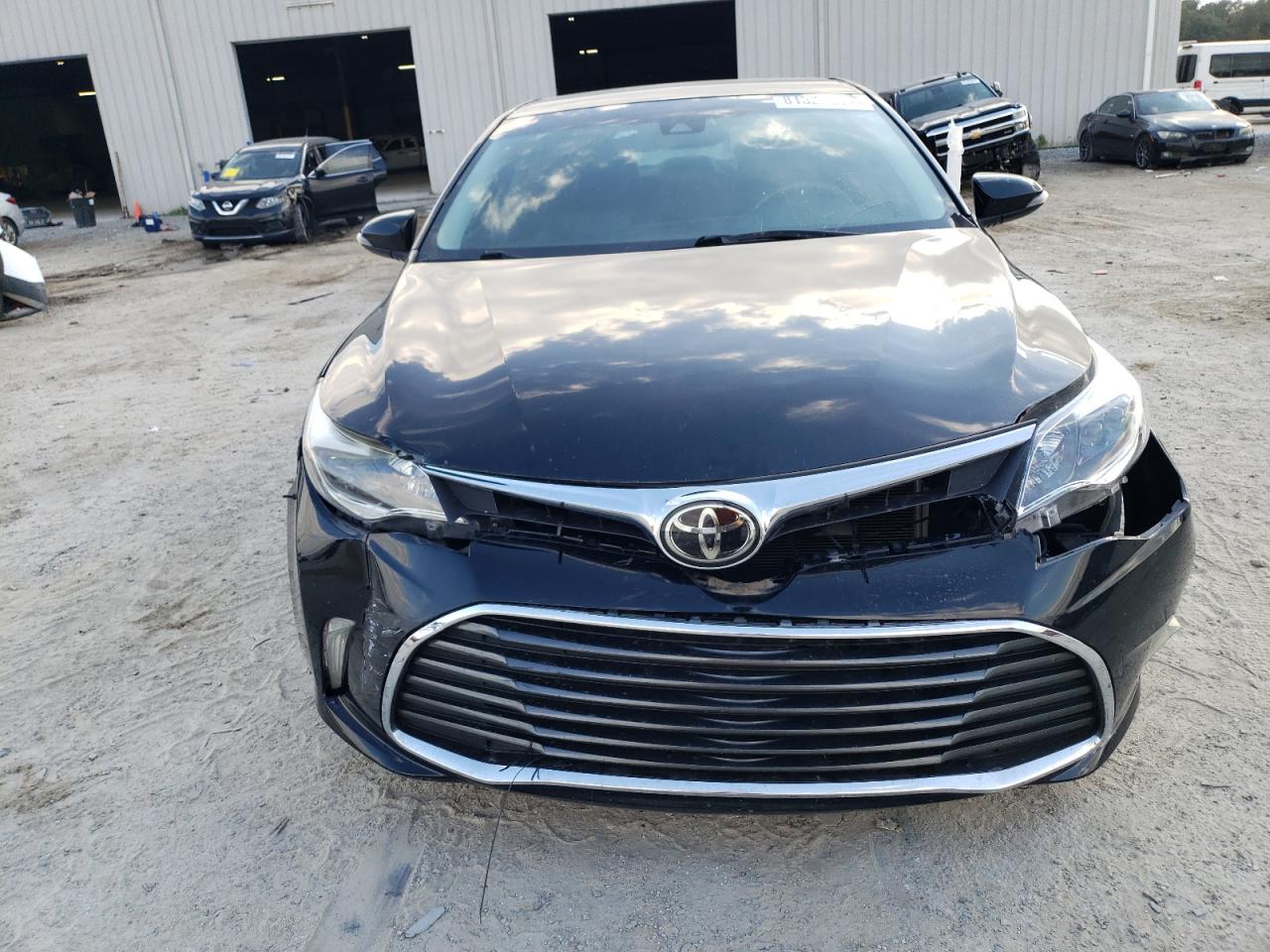 VIN 4T1BK1EB5JU284816 2018 TOYOTA AVALON no.5