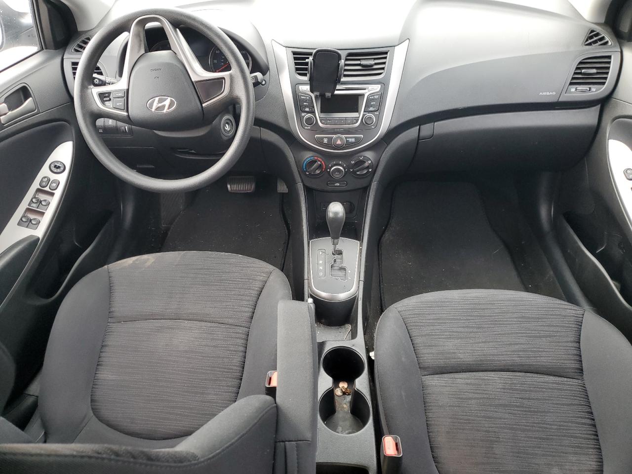 2017 Hyundai Accent - Image 8