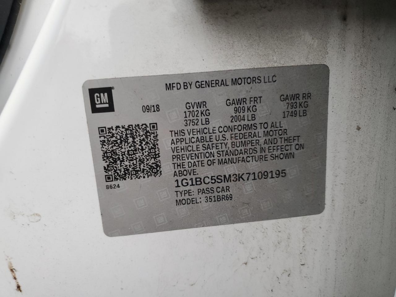 2013 Chevrolet Cruze - Image 14