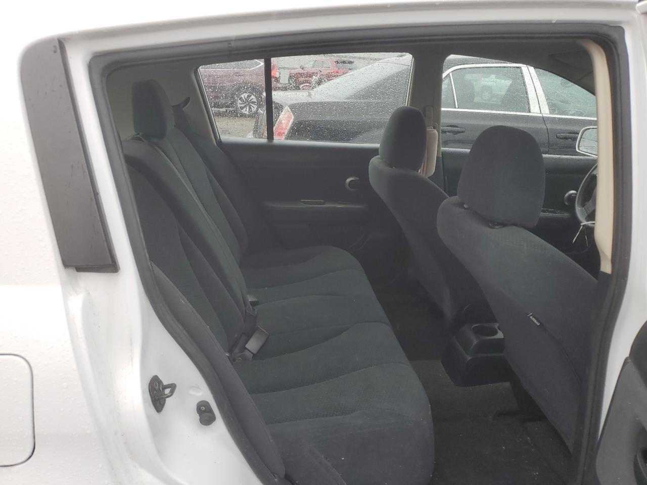 2011 Nissan Versa - Image 10
