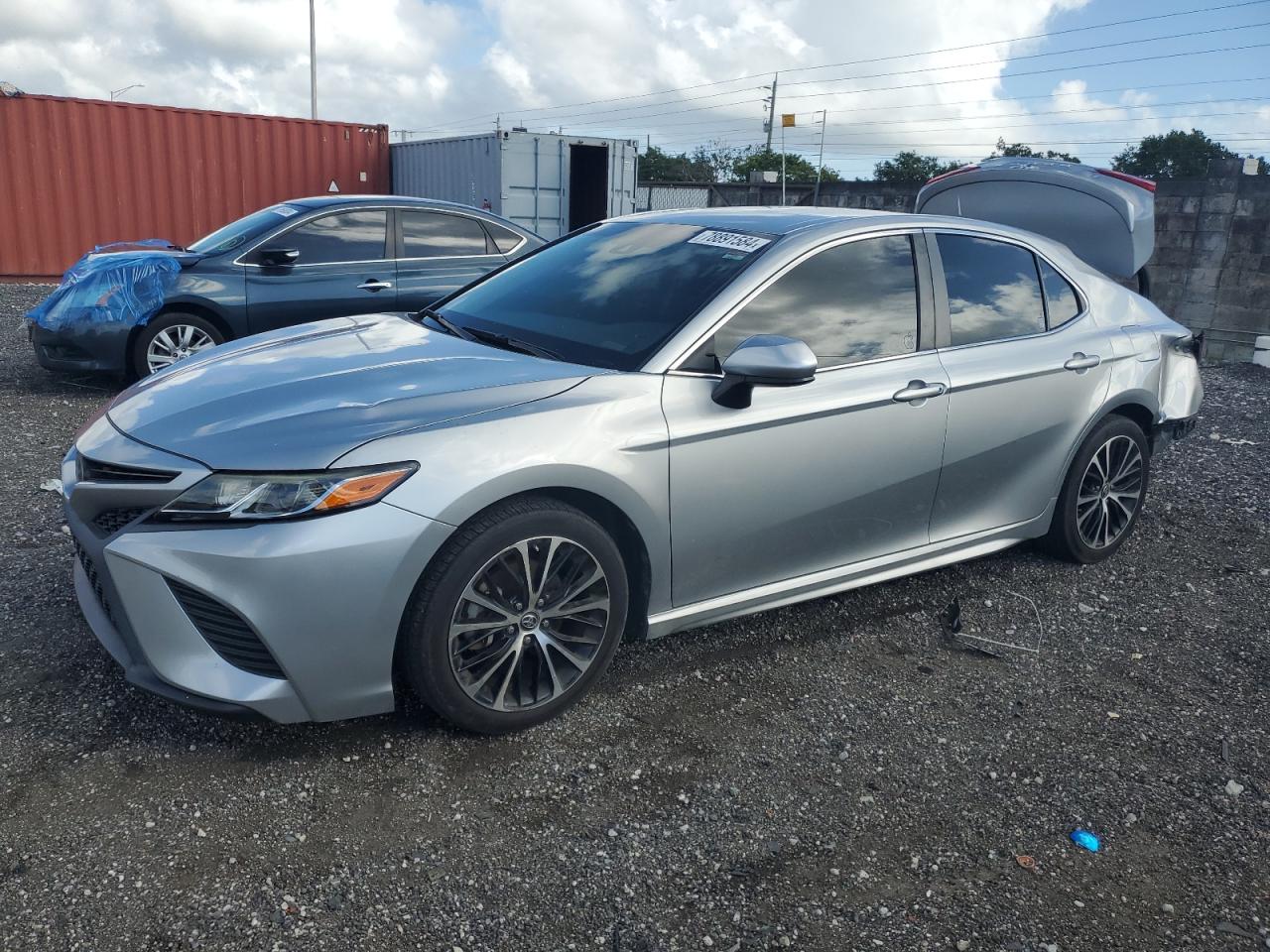 2018 TOYOTA CAMRY