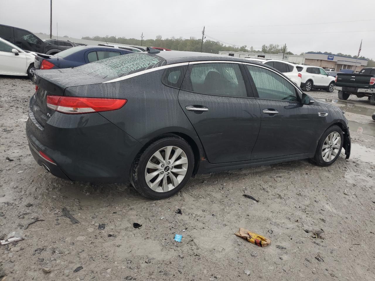 2016 Kia Optima - Image 3