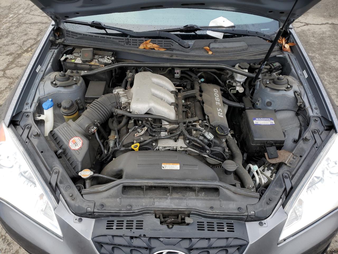 2010 Hyundai Genesis Coupe 3.8L VIN: KMHHU6KH2AU042270 Lot: 82710674