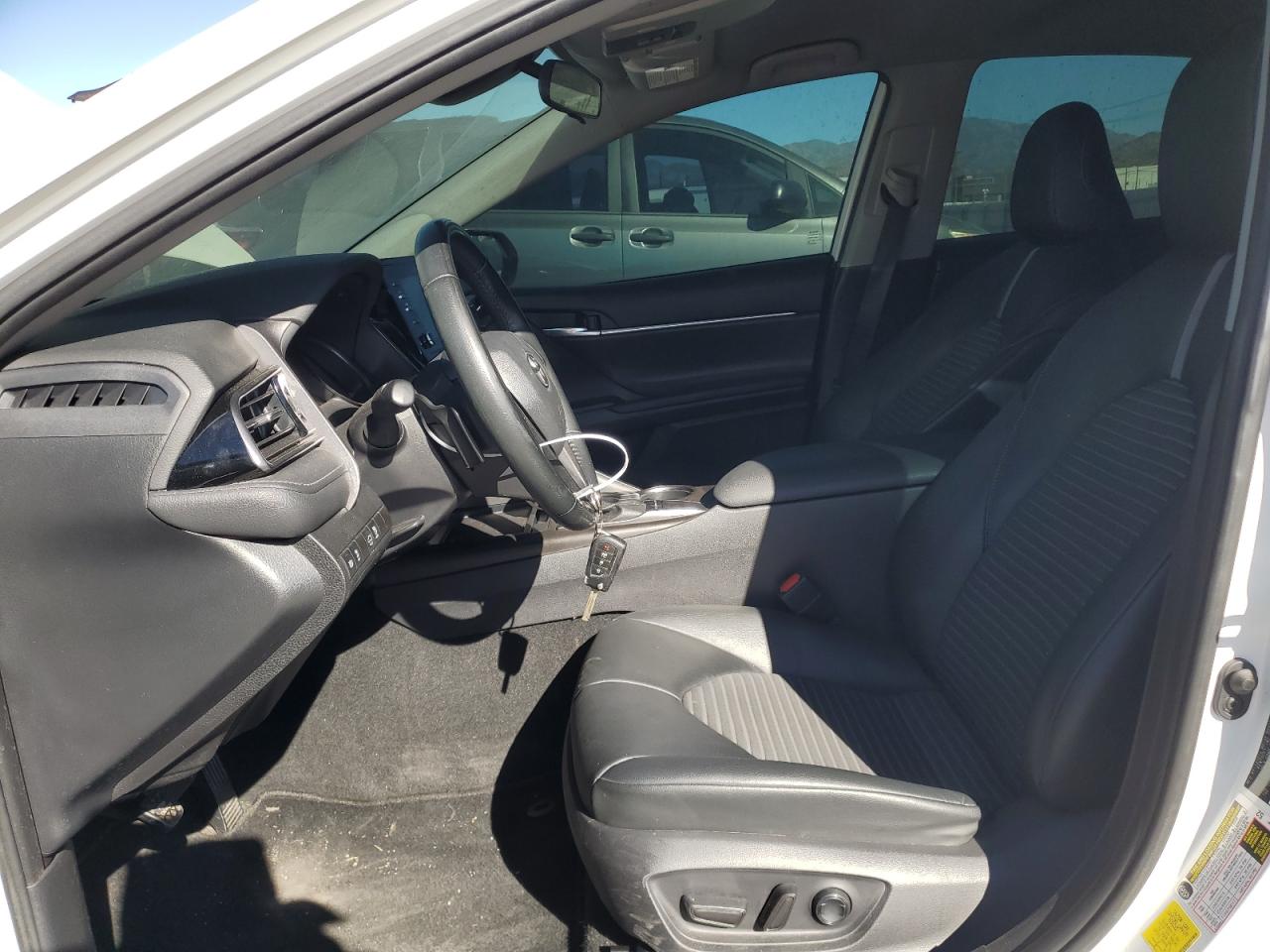 2022 Toyota Camry - Image 7