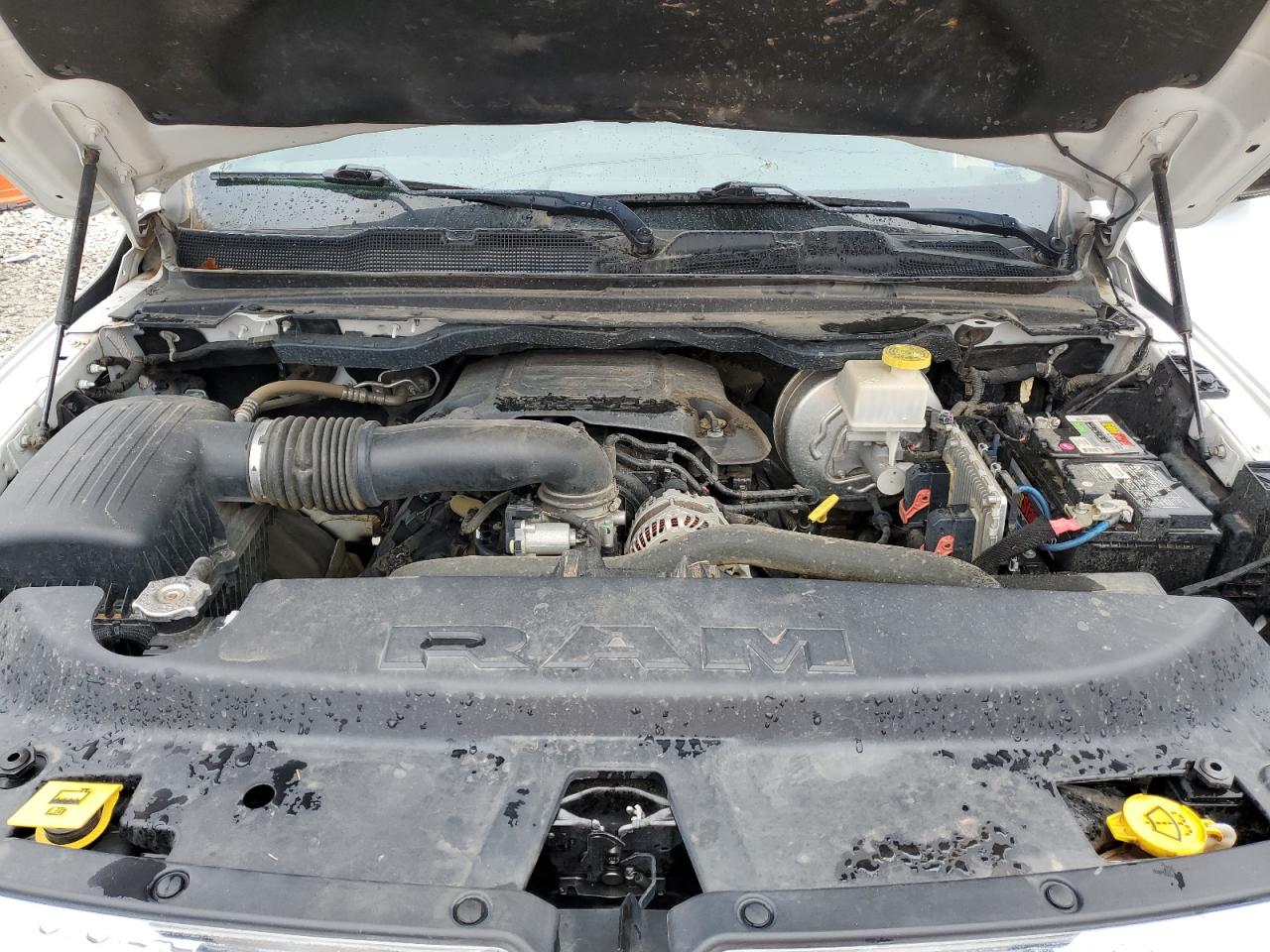 2020 RAM 1500 - Image 12
