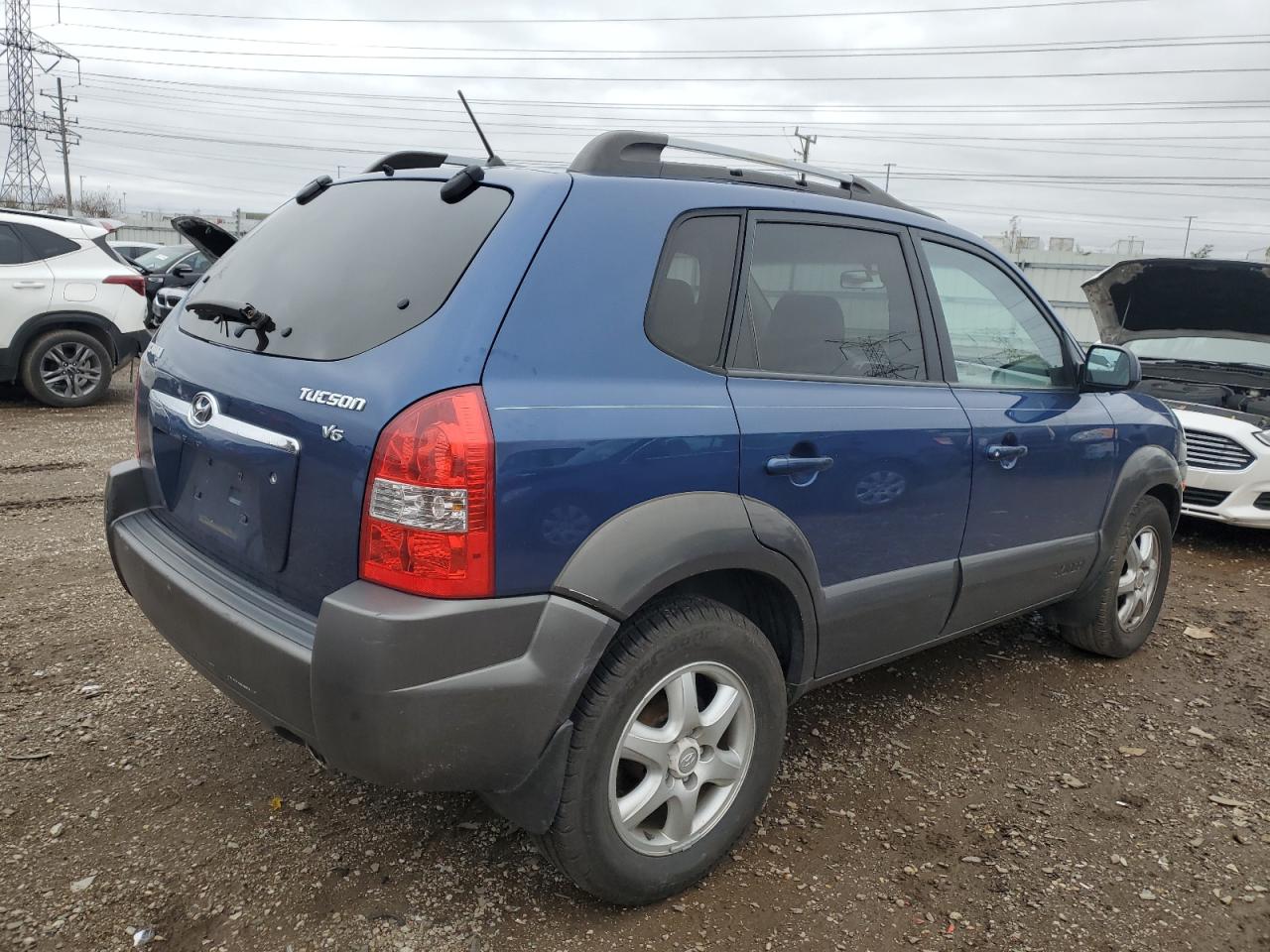 2005 Hyundai Tucson - Image 3