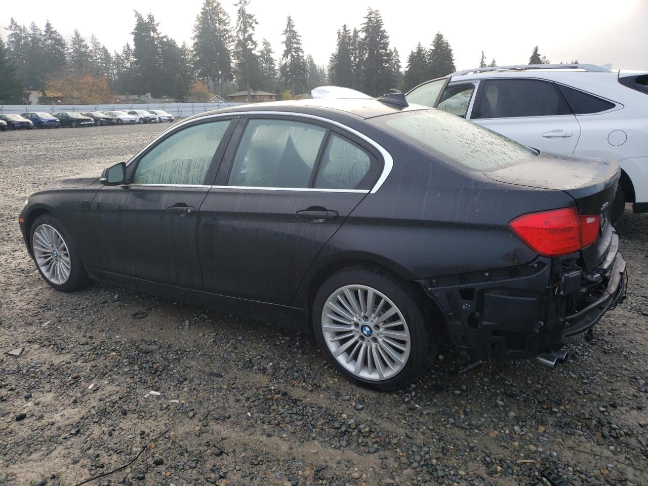 VIN WBA3B3C54DF145946 2013 BMW 3 SERIES no.2