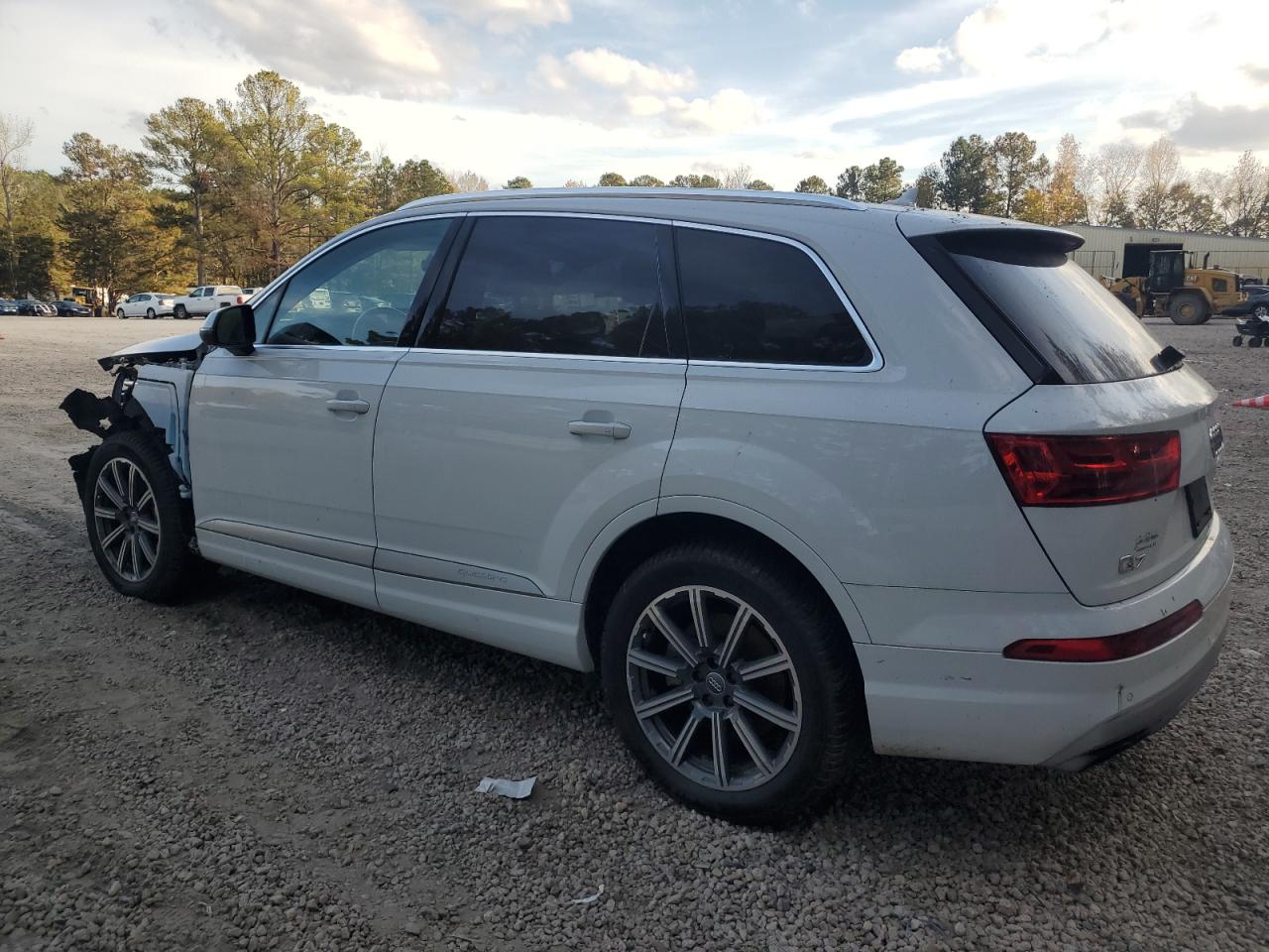 2017 Audi Q7 - Image 2