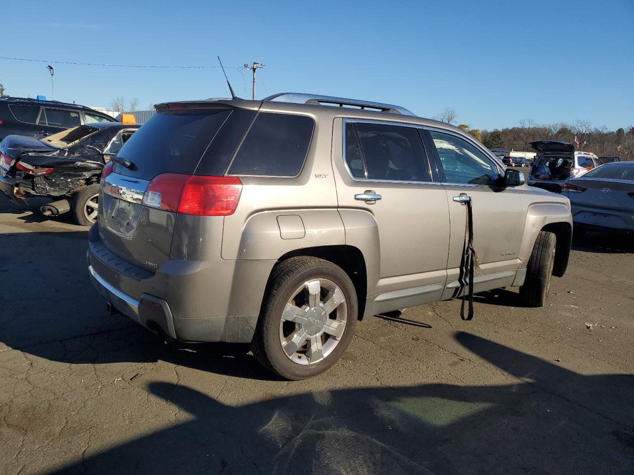 2011 GMC Terrain - Image 3