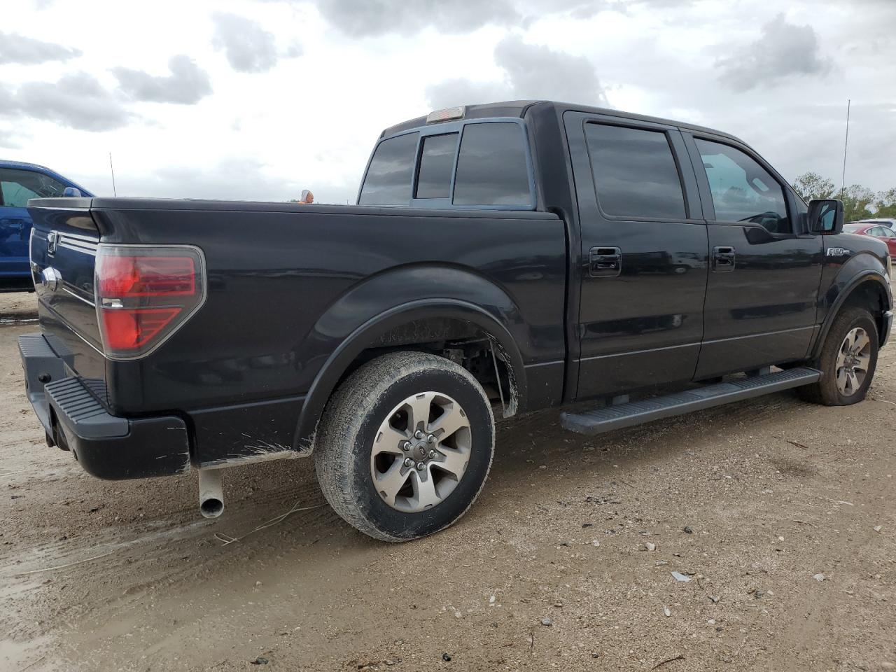 2011 Ford F-150 - Image 3