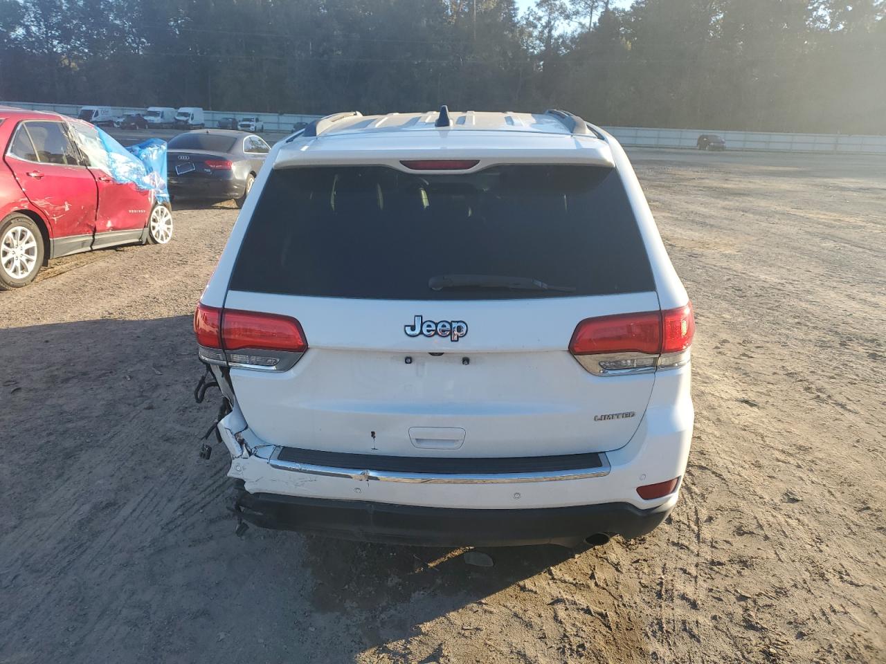 2015 Jeep Grand Cherokee - Image 6