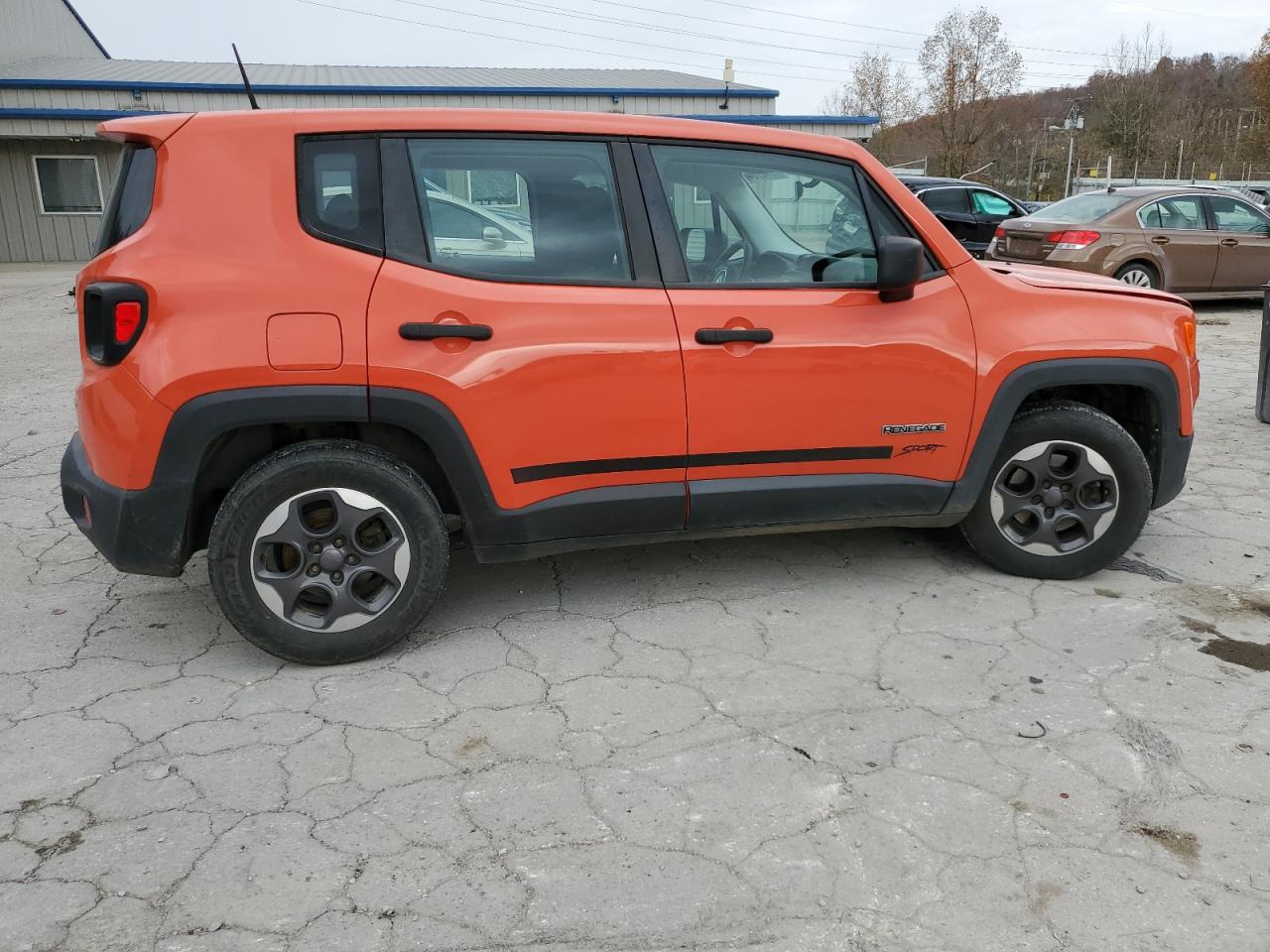 VIN ZACCJAAT0FPB76605 2015 JEEP RENEGADE no.3