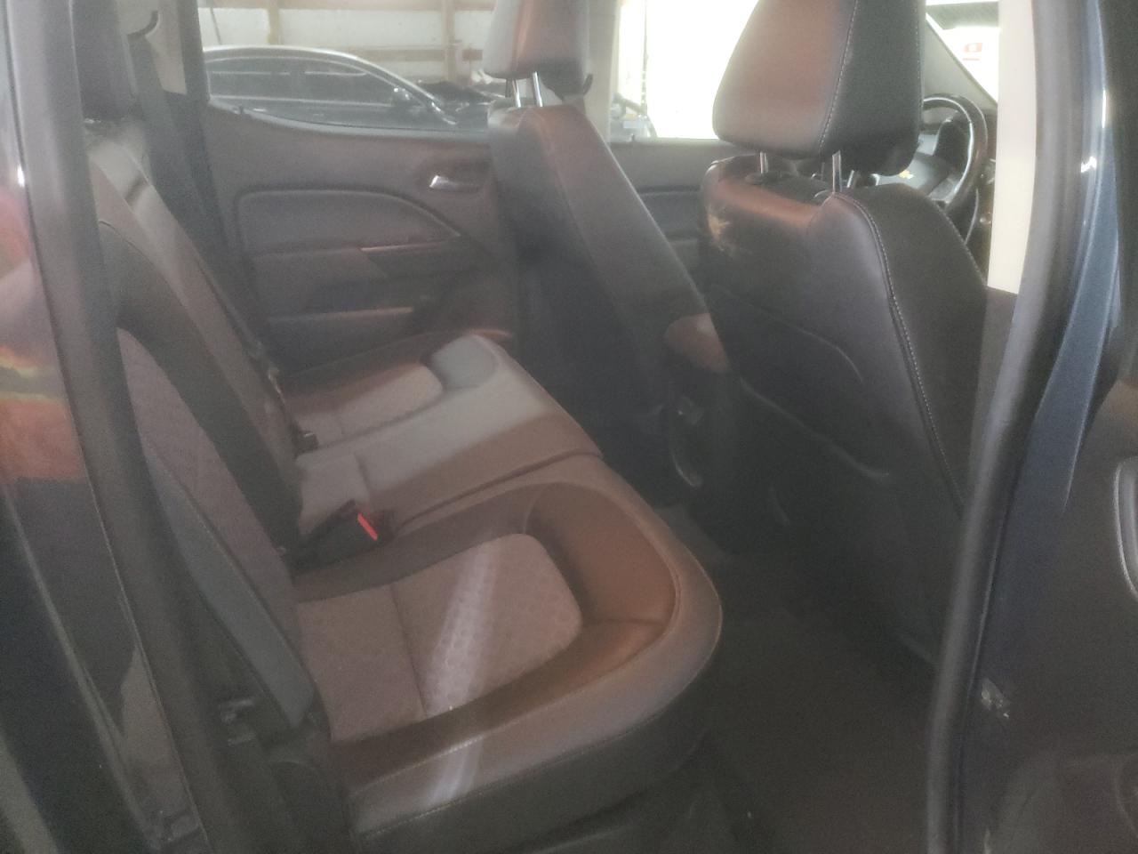 2019 Chevrolet Colorado - Image 10