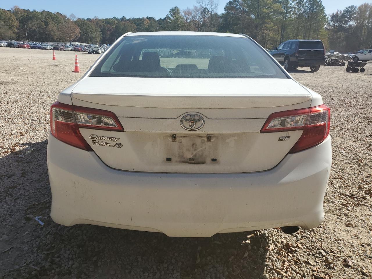 2013 Toyota Camry - Image 6