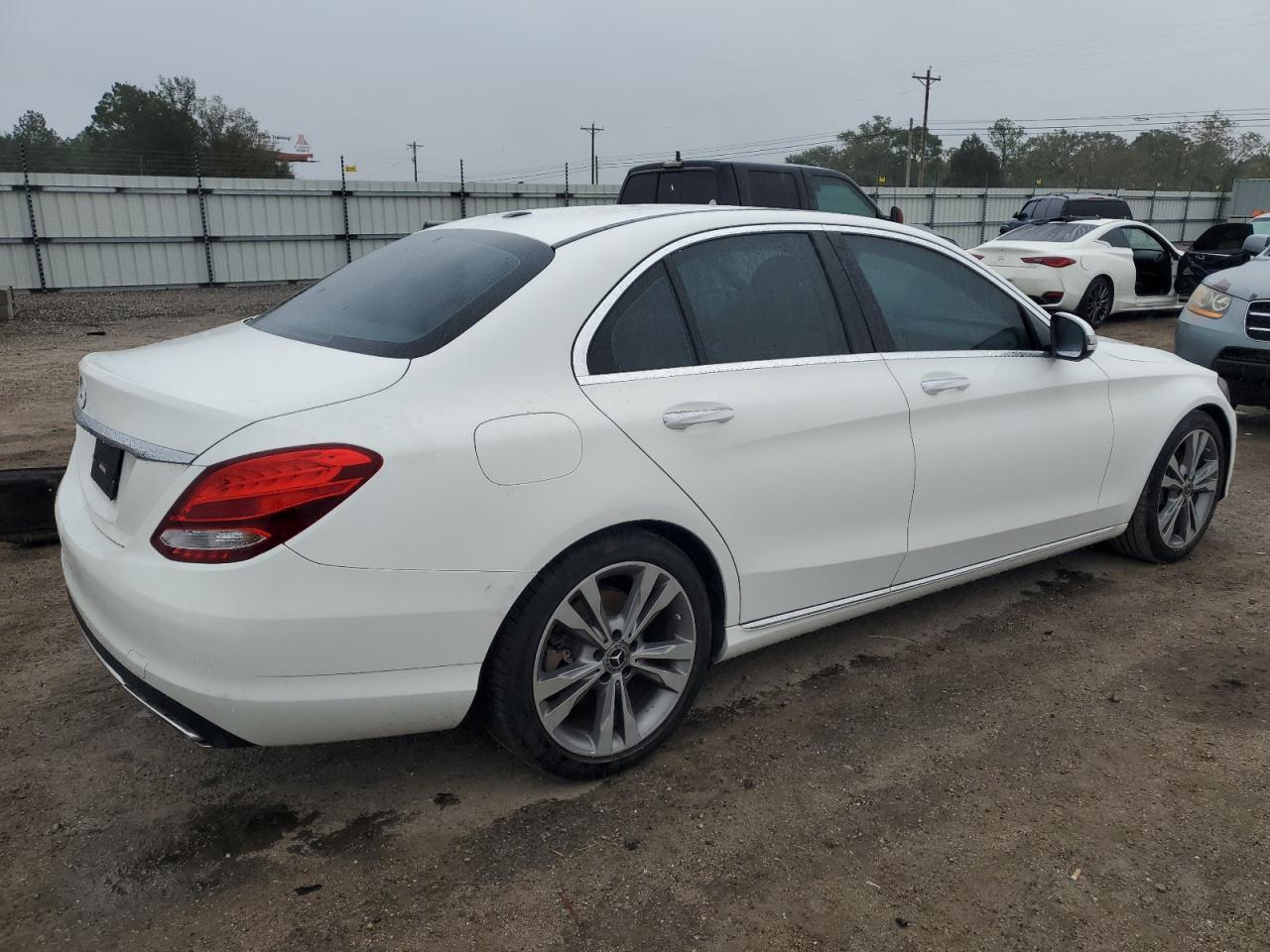 2018 Mercedes-Benz C-klasse - Image 3
