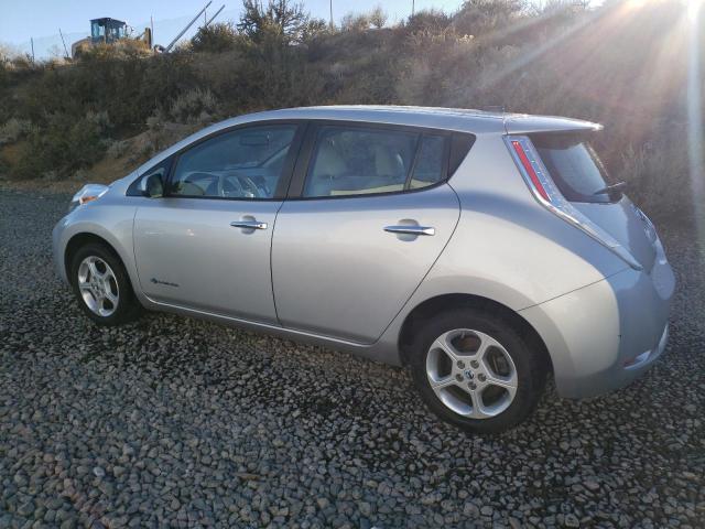  NISSAN LEAF 2013 Серебристый